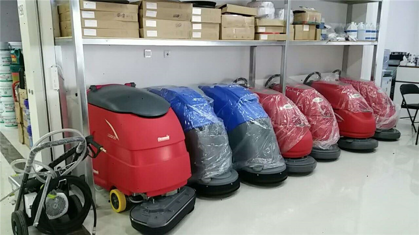 貴州地霸清潔環(huán)衛(wèi)設(shè)備有限公司展廳一角