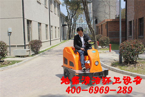 懷化封閉式掃地機價格【湖南地霸】