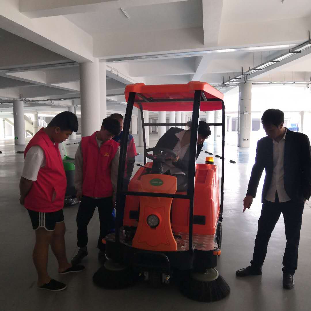 大型掃地機廠家